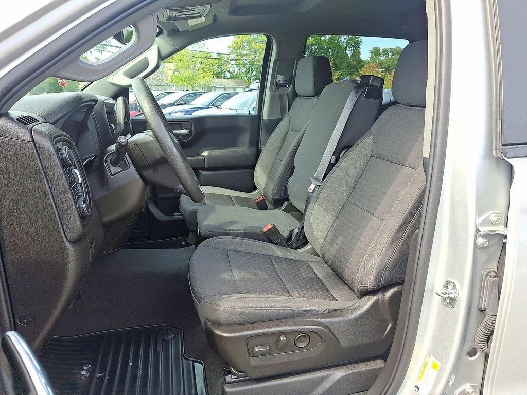 used 2022 Chevrolet Silverado 1500 car, priced at $35,492