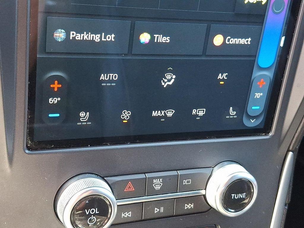 used 2022 Ford Edge car, priced at $26,493