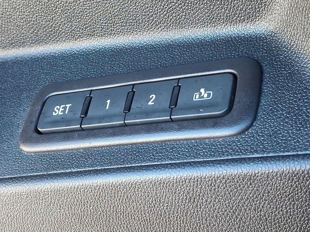 used 2020 Chevrolet Equinox car, priced at $14,991