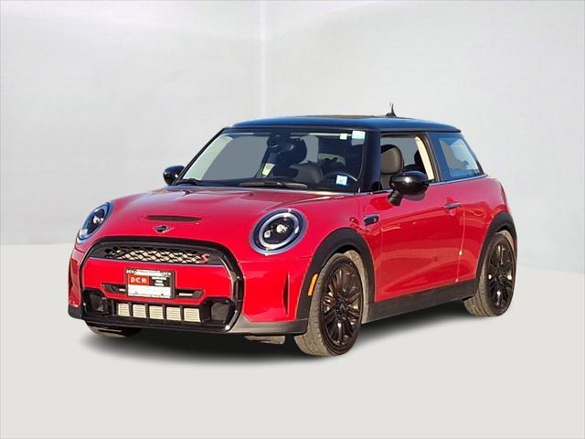 used 2022 MINI Hardtop car, priced at $23,491