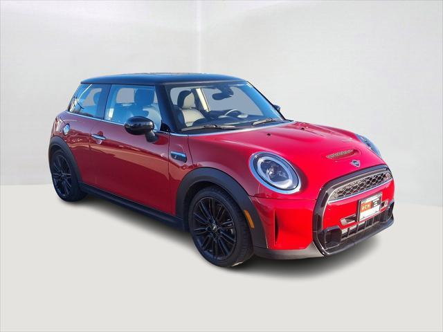 used 2022 MINI Hardtop car, priced at $20,496