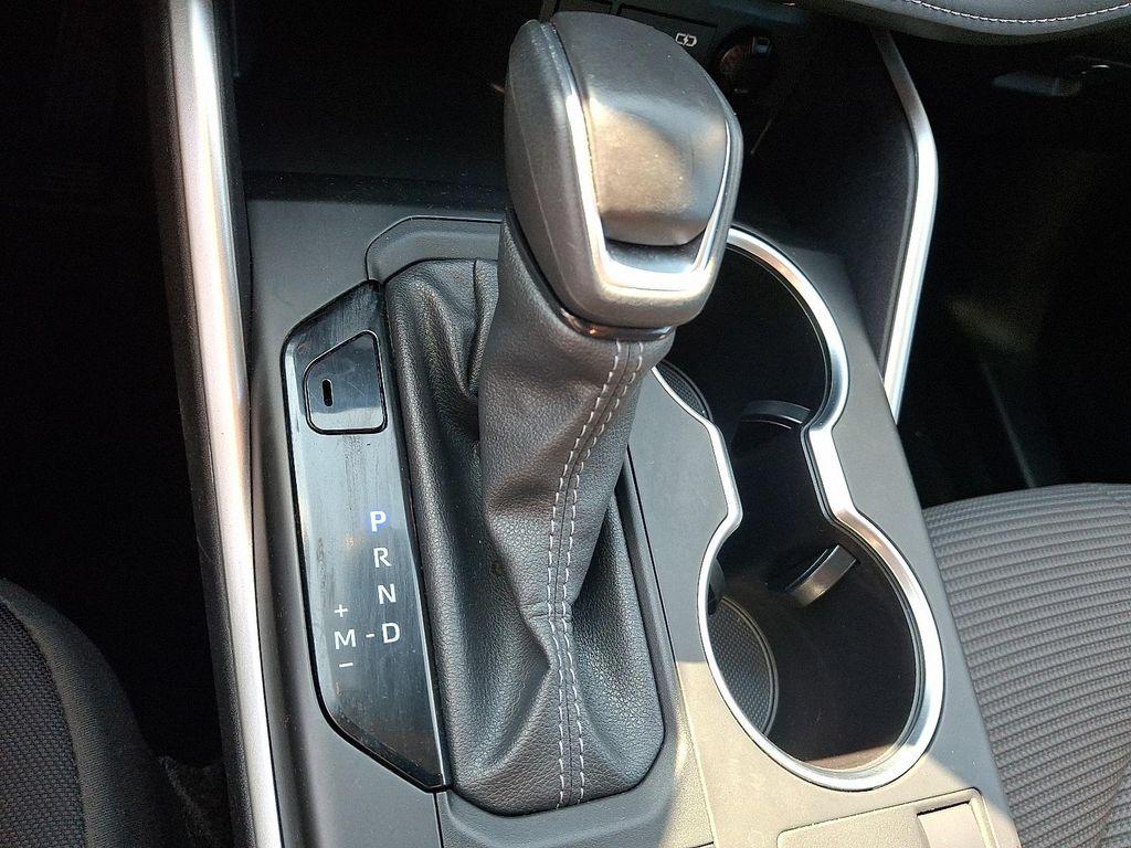 used 2024 Toyota Highlander car, priced at $34,997