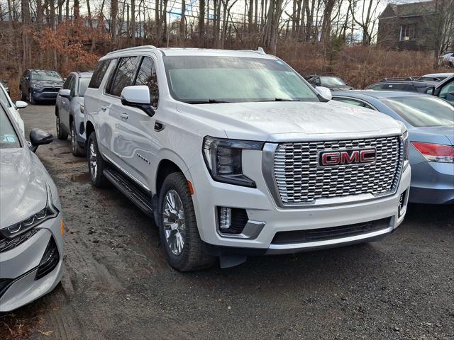 used 2022 GMC Yukon XL car, priced at $60,992