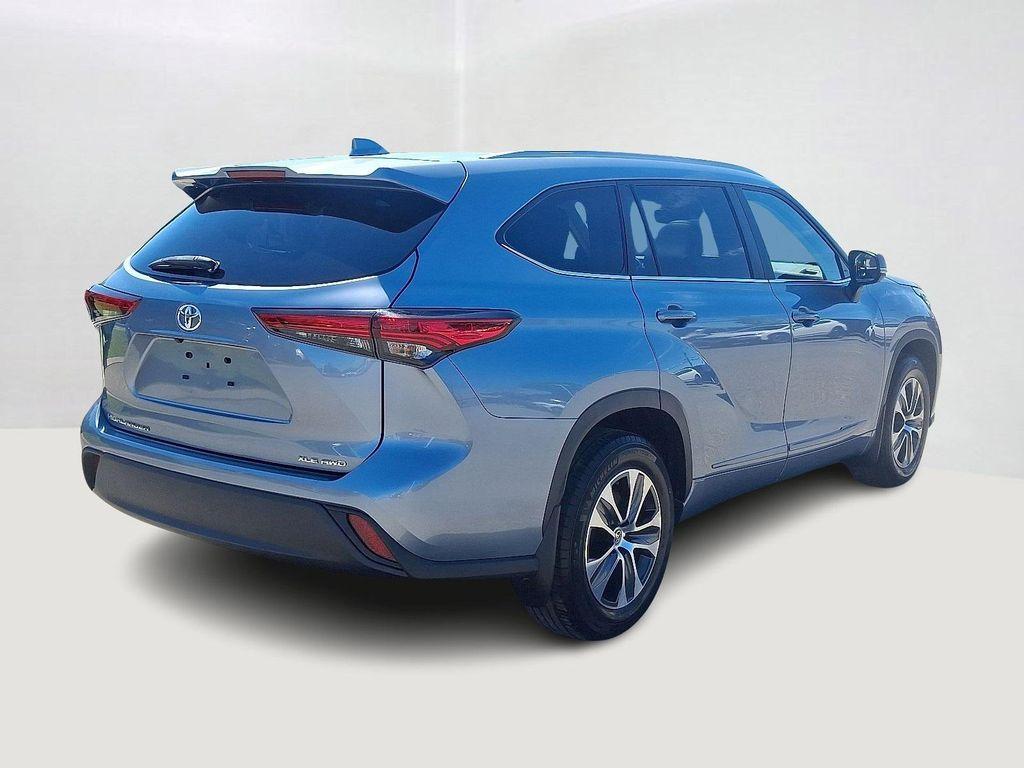 used 2023 Toyota Highlander car, priced at $35,495