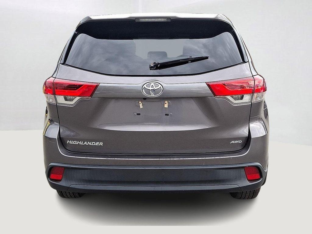 used 2019 Toyota Highlander car, priced at $19,592
