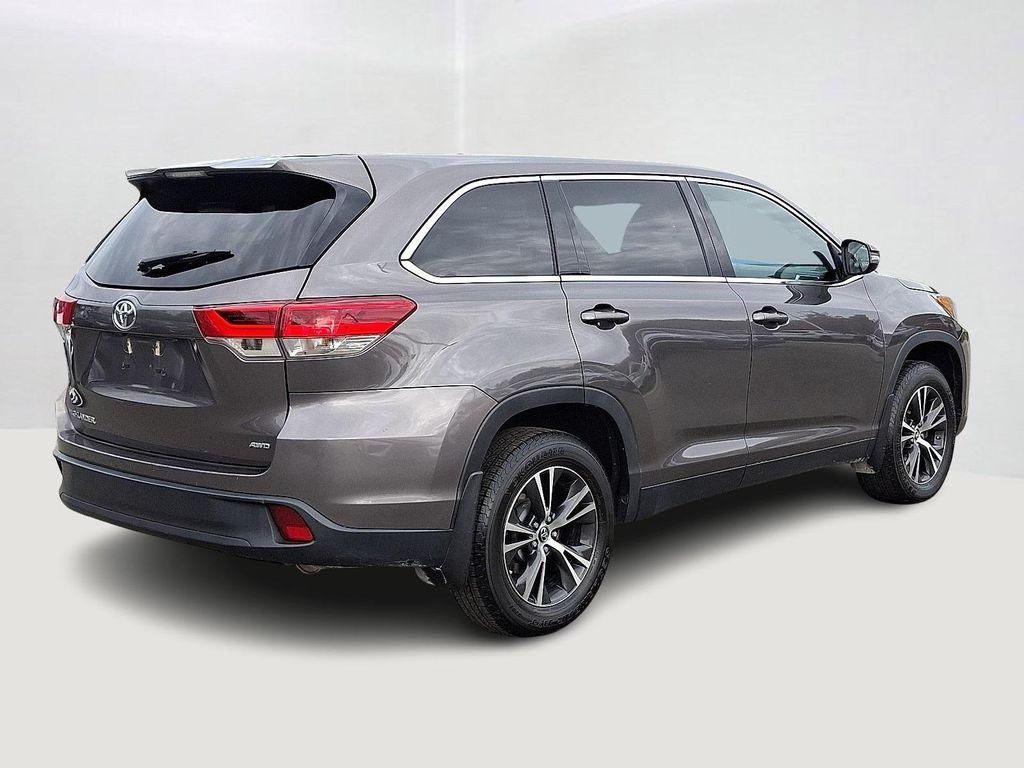 used 2019 Toyota Highlander car, priced at $19,592