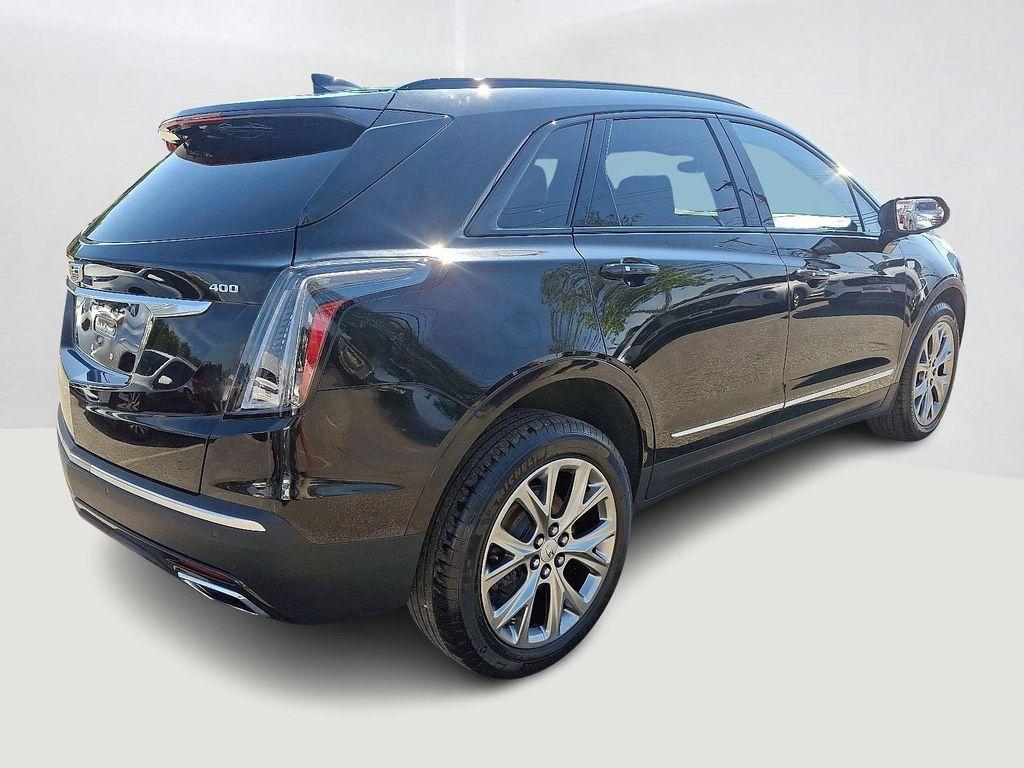 used 2021 Cadillac XT5 car, priced at $21,992