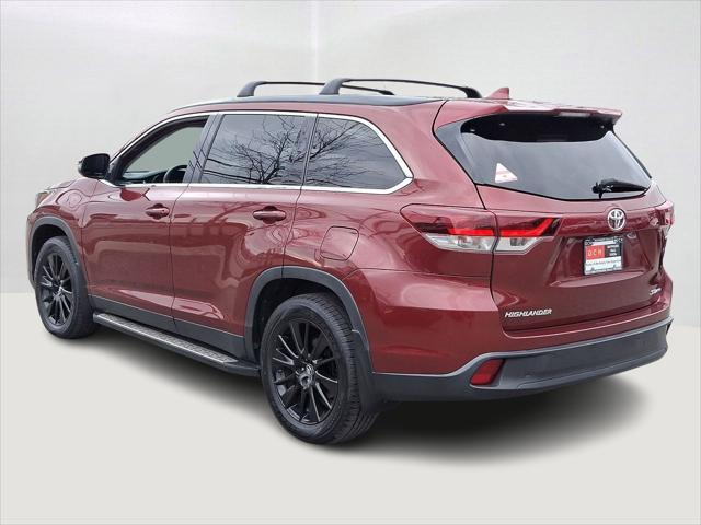 used 2019 Toyota Highlander car, priced at $18,495