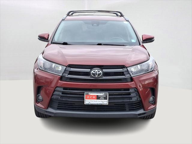 used 2019 Toyota Highlander car, priced at $18,495