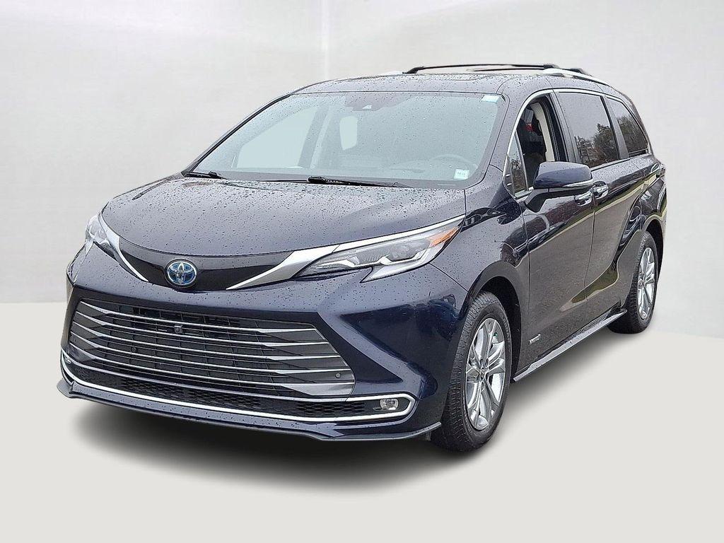 used 2021 Toyota Sienna car, priced at $37,491