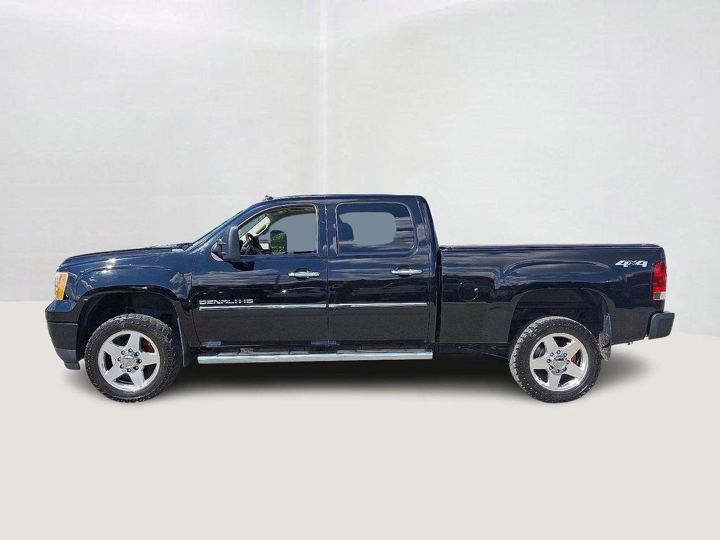 used 2013 GMC Sierra 2500 car, priced at $33,991