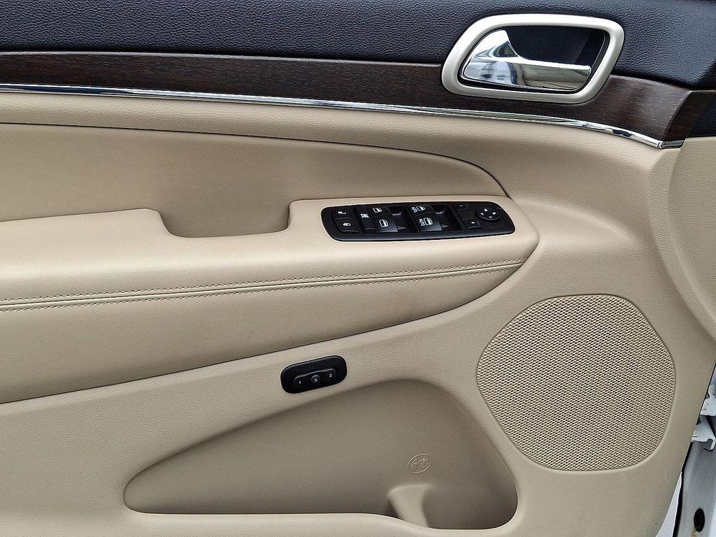 used 2017 Jeep Grand Cherokee car, priced at $12,991