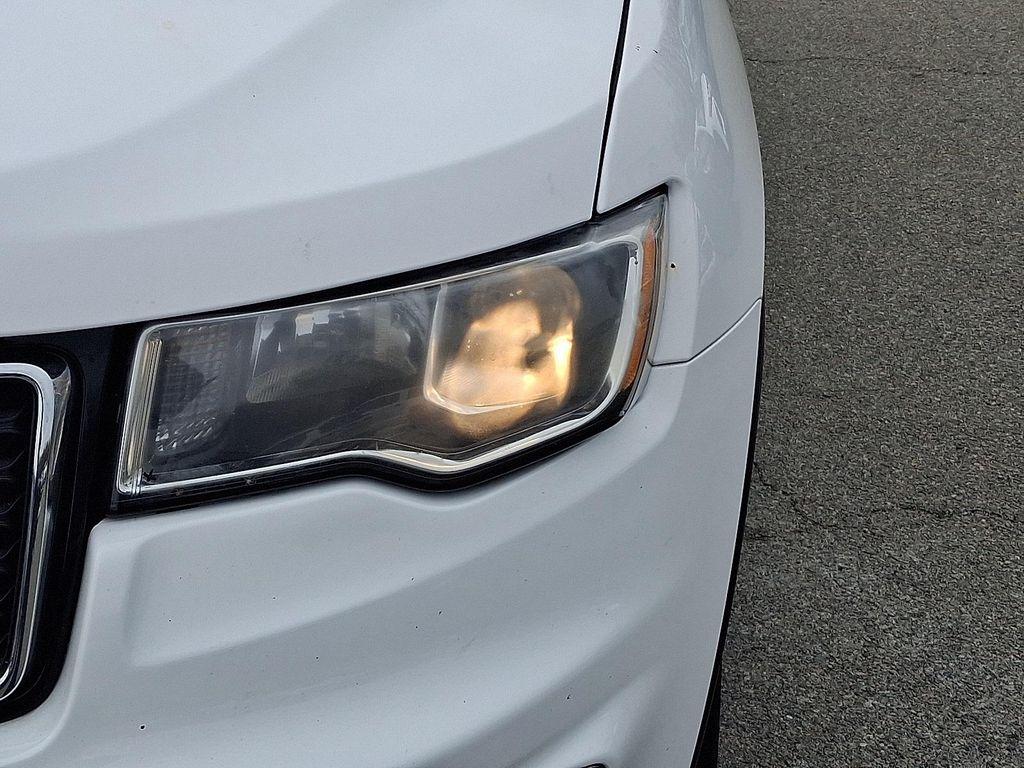 used 2017 Jeep Grand Cherokee car, priced at $12,991