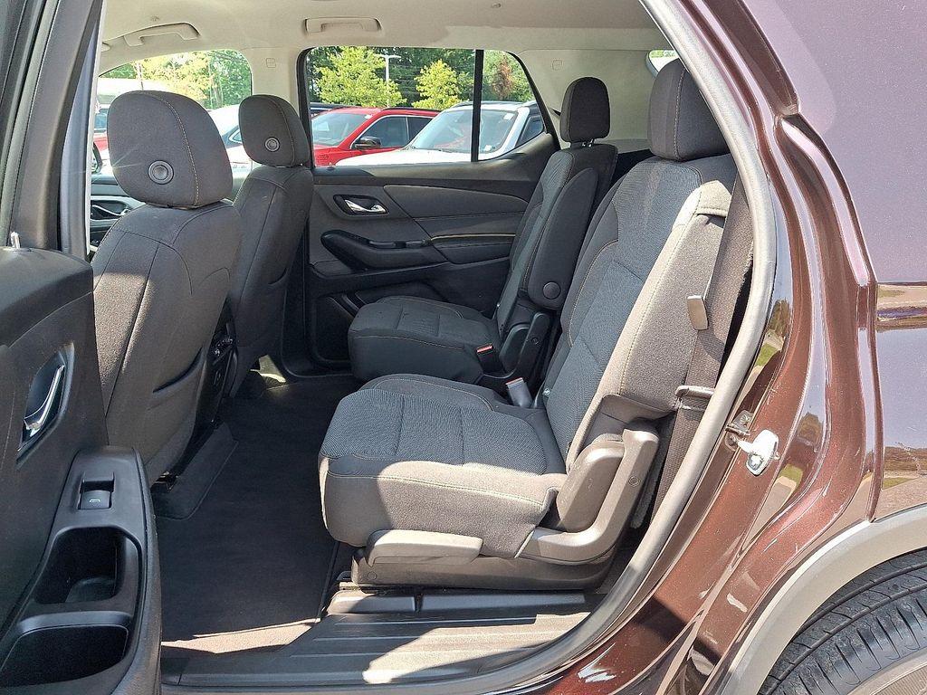 used 2020 Chevrolet Traverse car, priced at $17,600