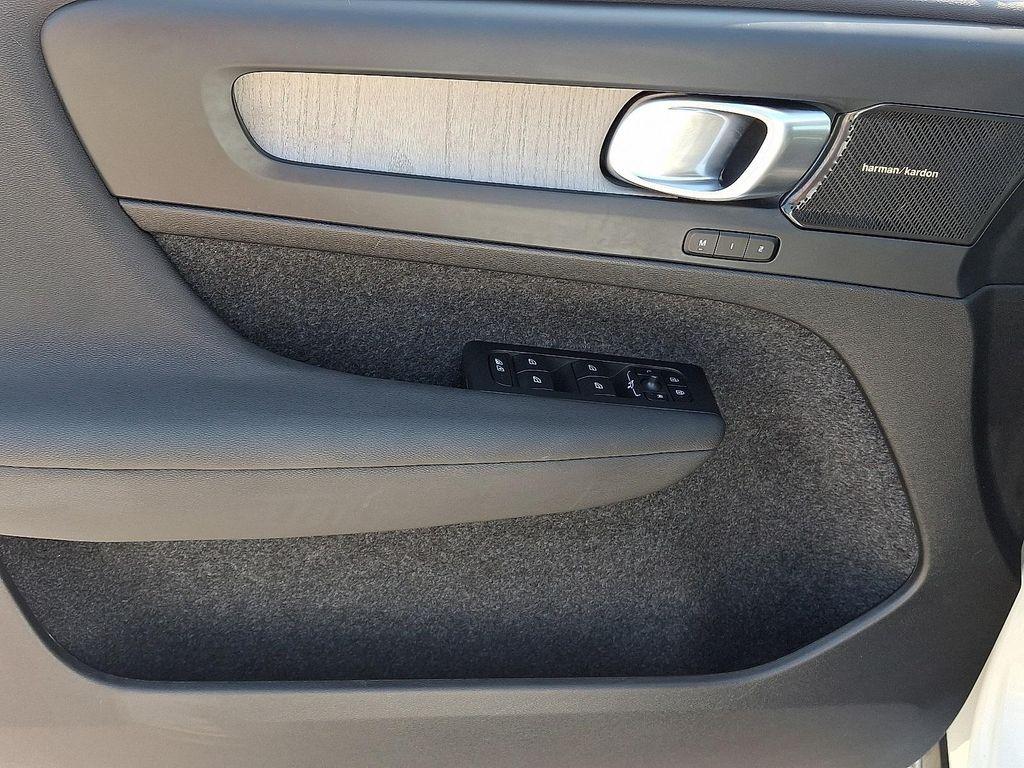 used 2024 Volvo XC40 car, priced at $33,296