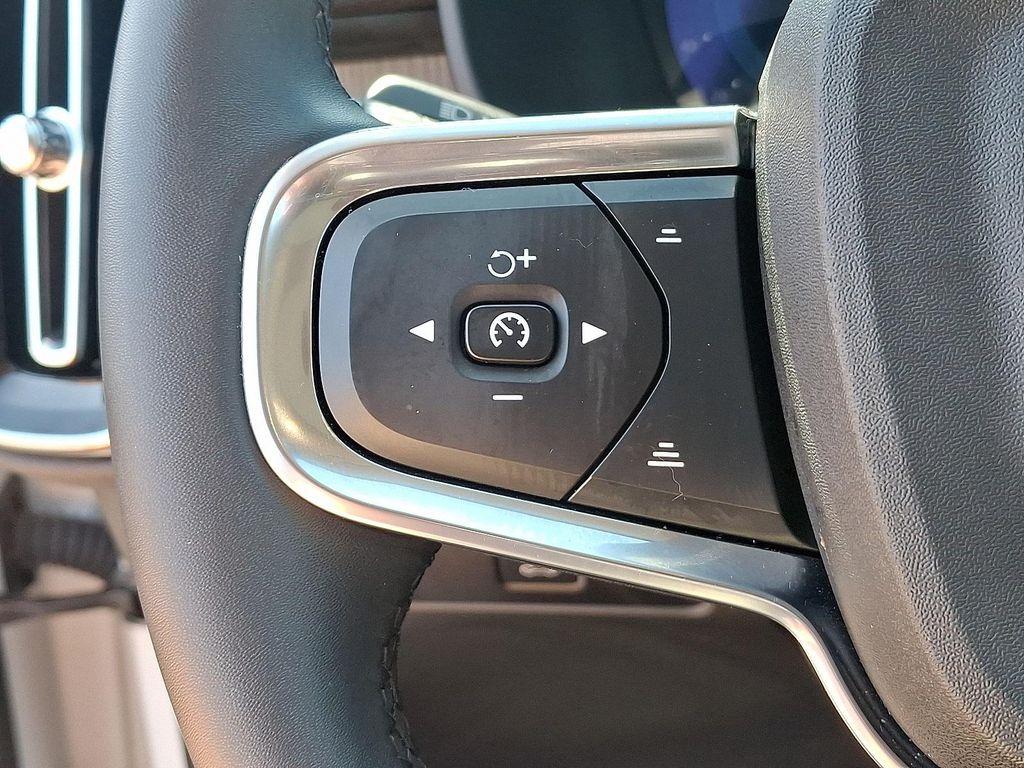 used 2024 Volvo XC40 car, priced at $33,296