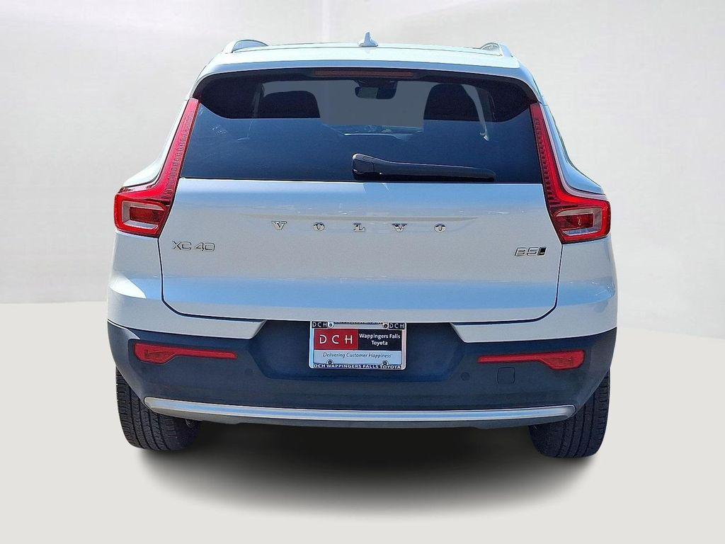 used 2024 Volvo XC40 car, priced at $33,296