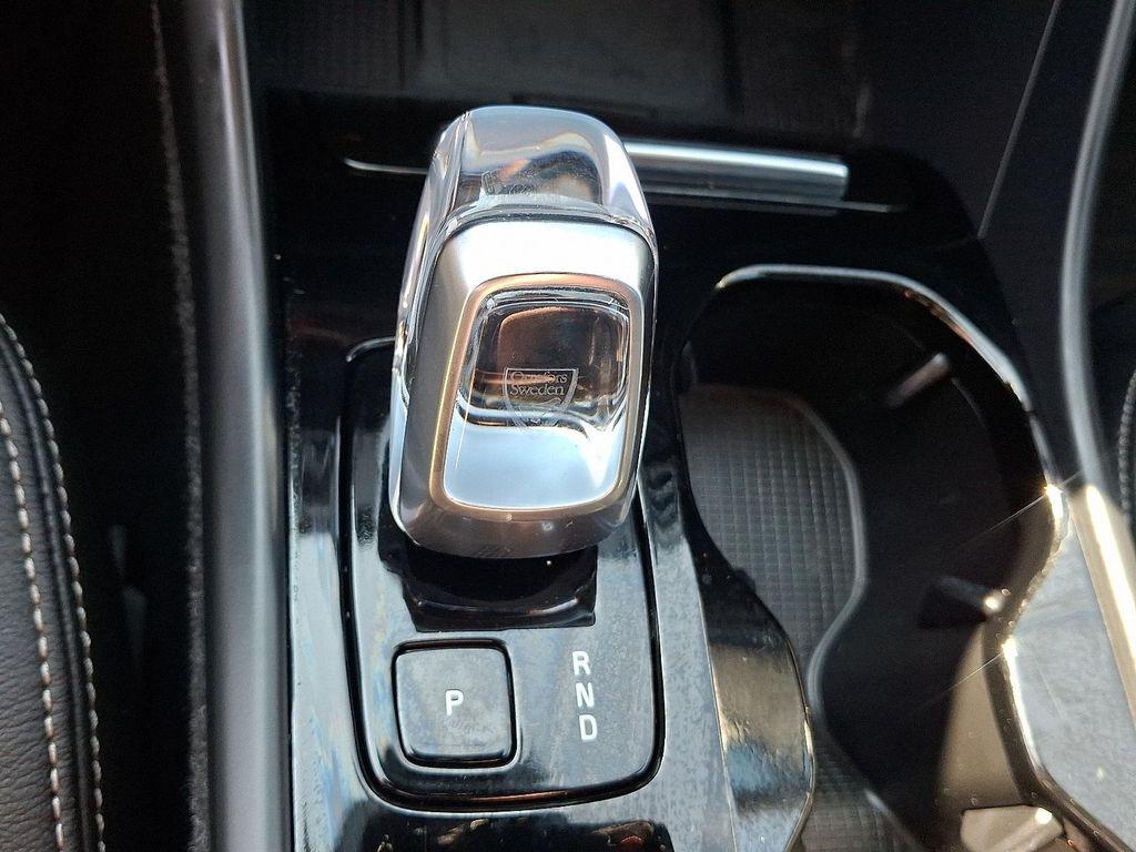 used 2024 Volvo XC40 car, priced at $33,296