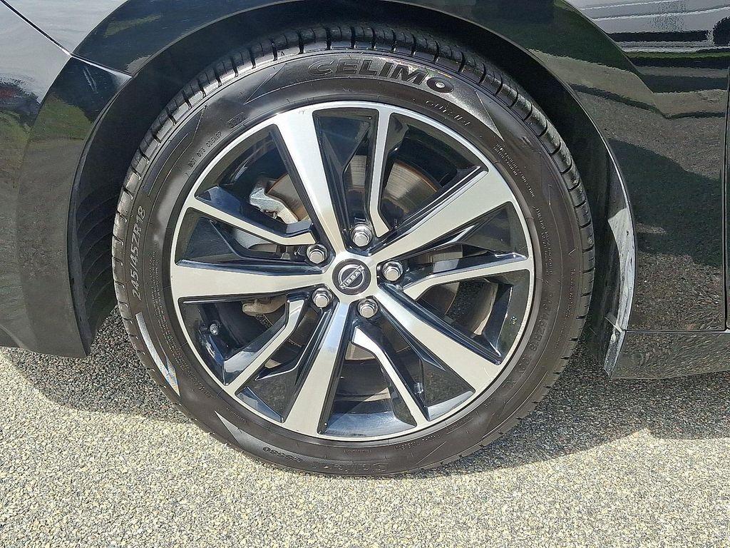 used 2023 Nissan Maxima car, priced at $22,494