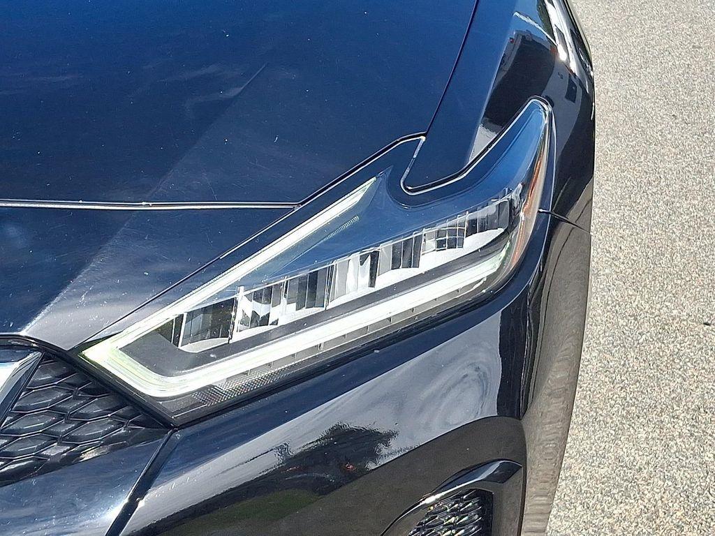 used 2023 Nissan Maxima car, priced at $22,494