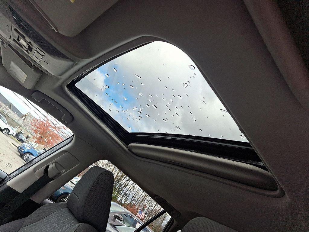 used 2021 Toyota RAV4 Hybrid car, priced at $22,492