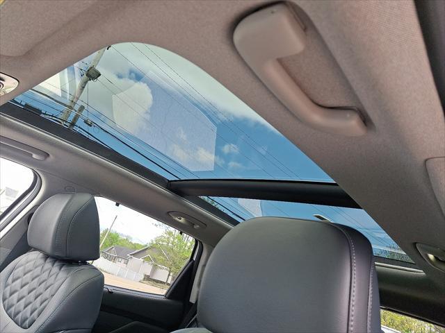 used 2023 Hyundai Santa Fe car, priced at $32,992