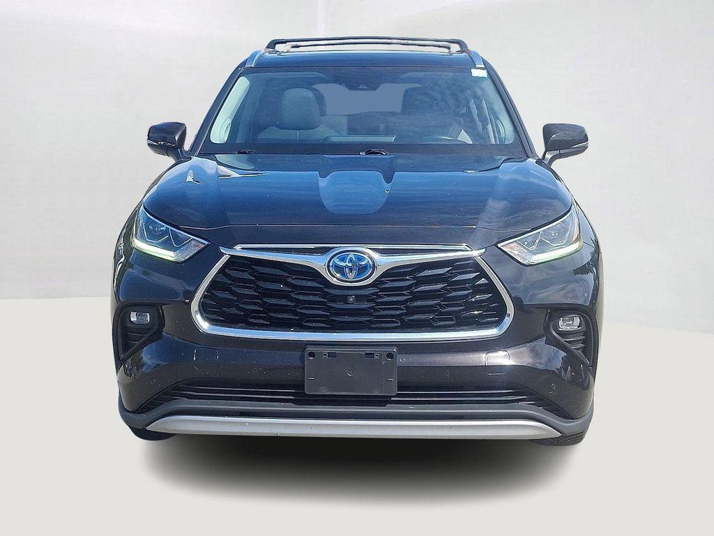 used 2021 Toyota Highlander Hybrid car, priced at $39,494