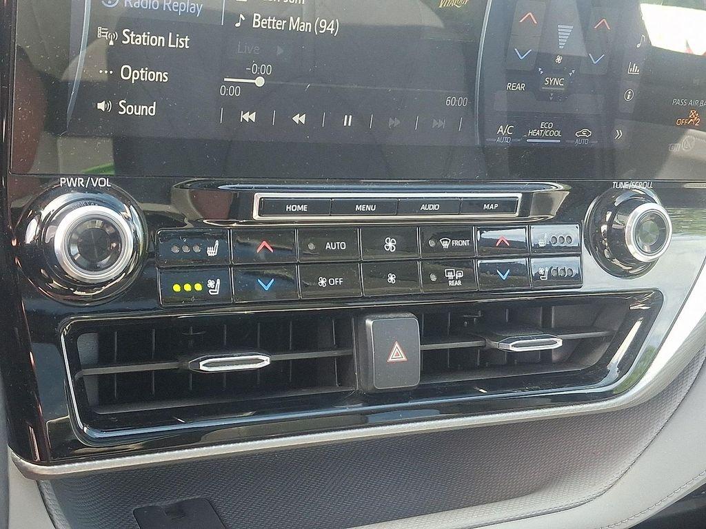 used 2021 Toyota Highlander Hybrid car, priced at $39,494