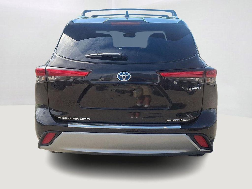used 2021 Toyota Highlander Hybrid car, priced at $39,494