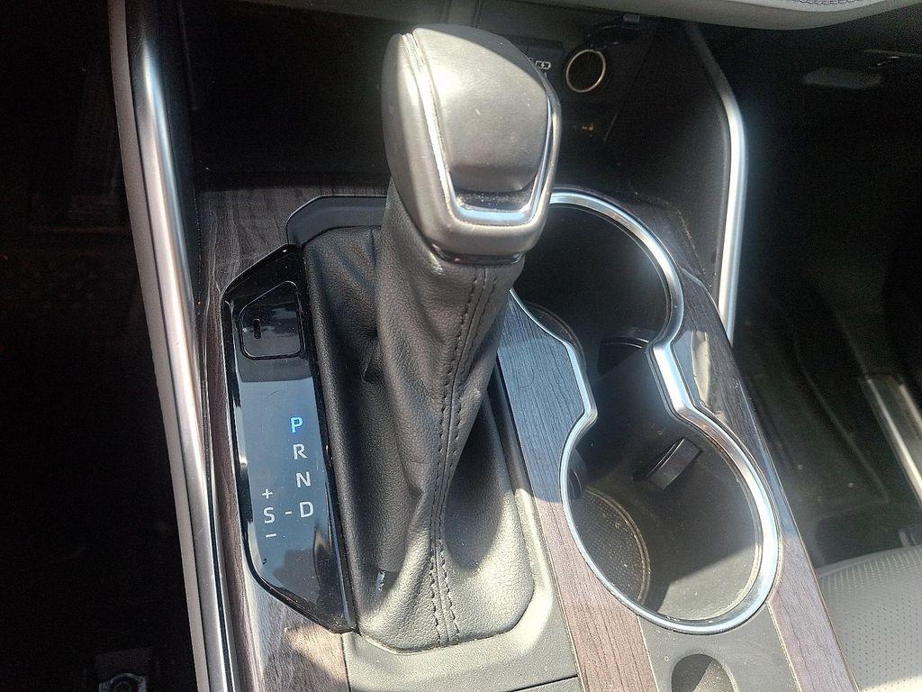used 2021 Toyota Highlander Hybrid car, priced at $39,494