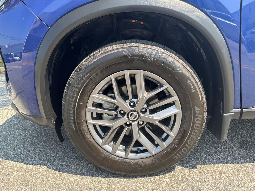 used 2021 Nissan Rogue car, priced at $15,995