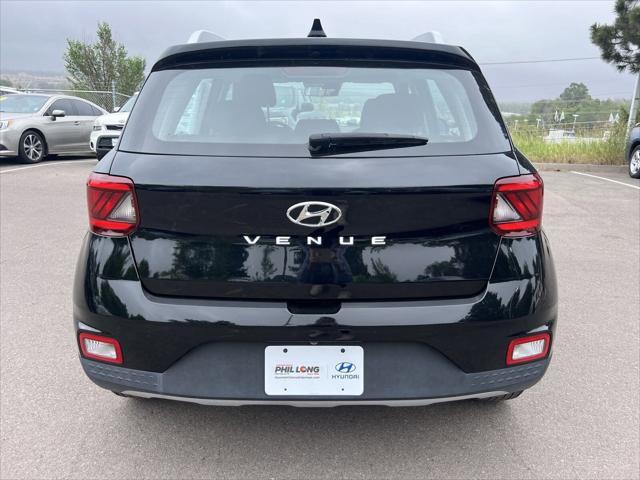 used 2022 Hyundai Venue car