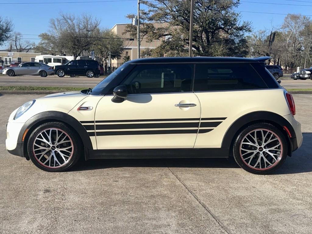 used 2014 MINI Hardtop car, priced at $10,250