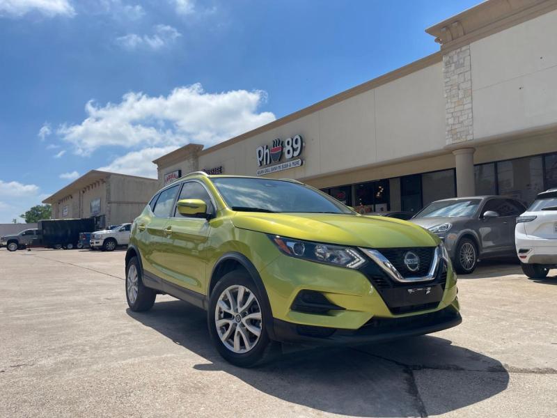 used 2020 Nissan Rogue Sport car, priced at $18,495