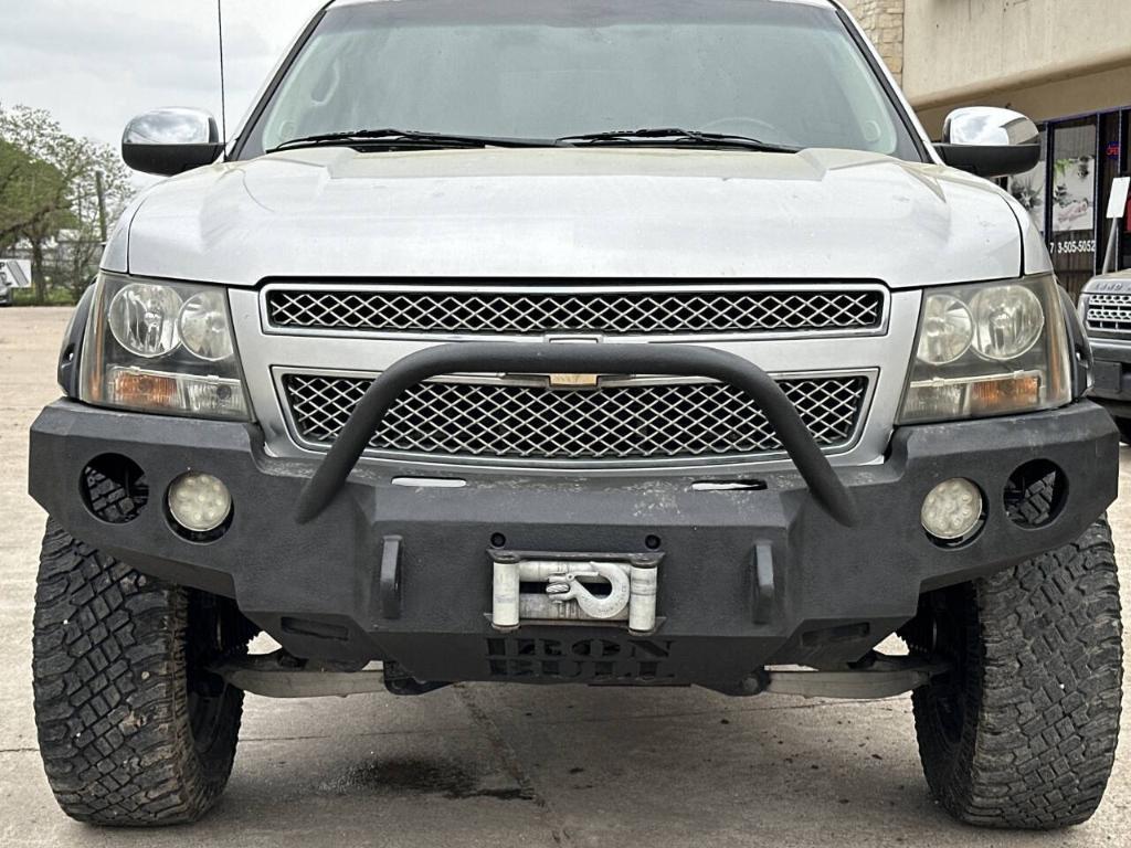 used 2011 Chevrolet Avalanche car, priced at $15,895