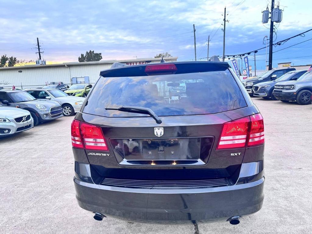 used 2009 Dodge Journey car, priced at $7,985