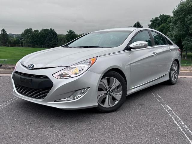 used 2013 Hyundai Sonata Hybrid car, priced at $8,999