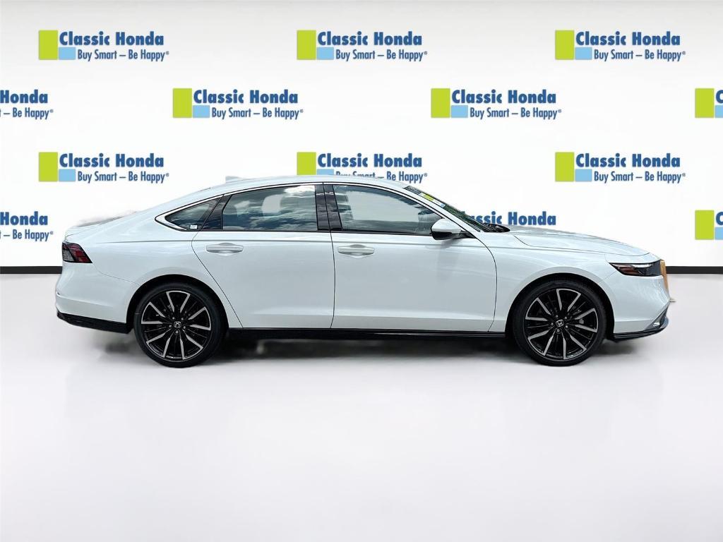 new 2025 Honda Accord Hybrid car, priced at $40,905