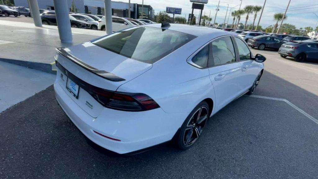 new 2024 Honda Accord Hybrid car, priced at $34,445