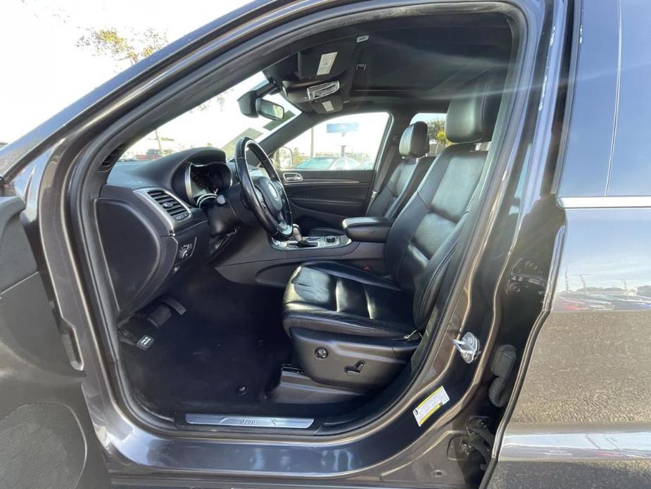 used 2020 Jeep Grand Cherokee car, priced at $17,995