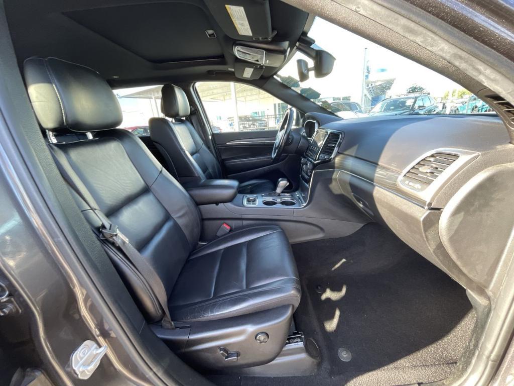 used 2020 Jeep Grand Cherokee car, priced at $17,995