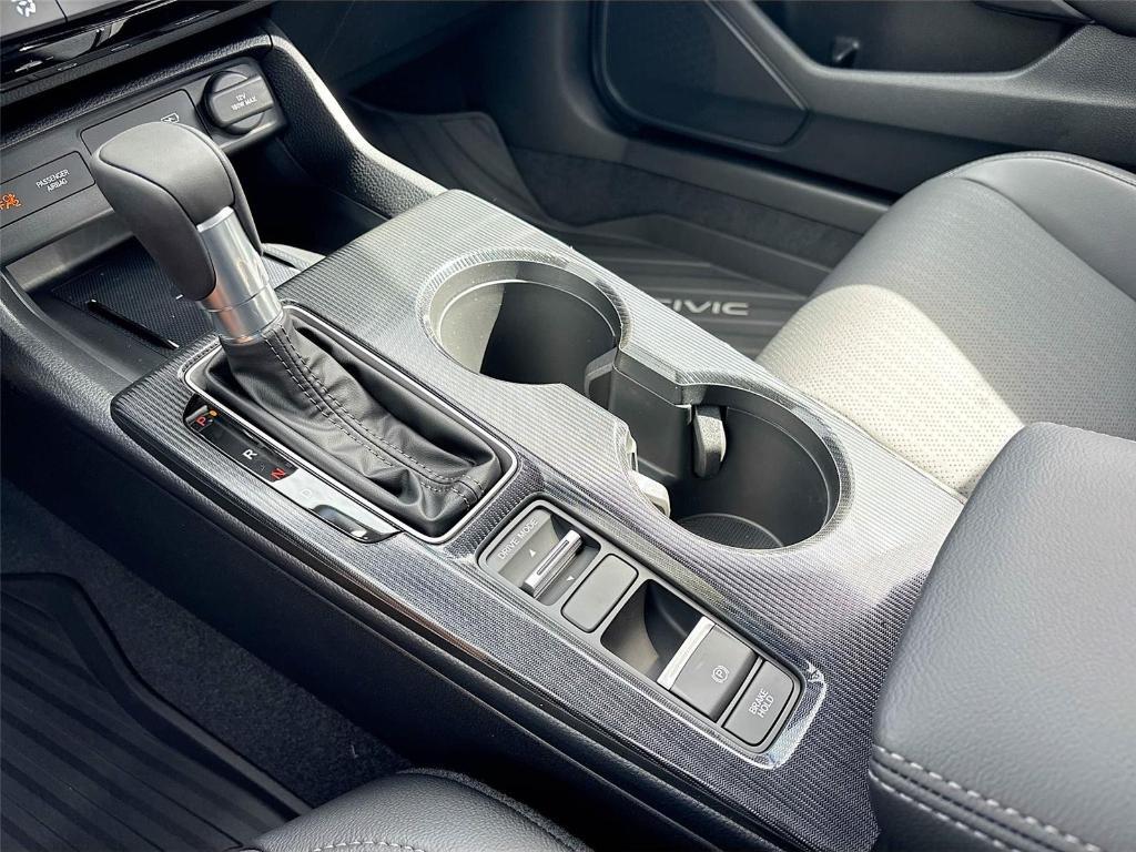 new 2026 Honda Civic Hybrid car, priced at $33,945