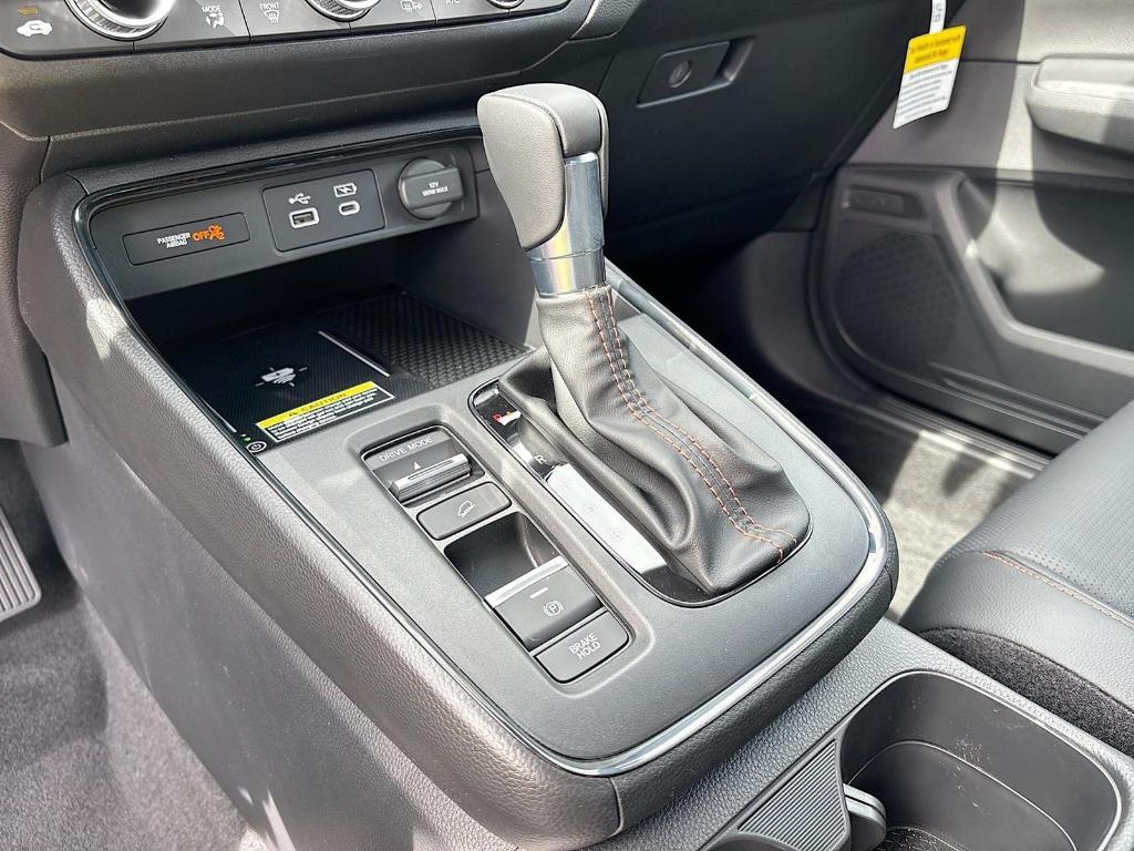 new 2025 Honda CR-V Hybrid car, priced at $39,500