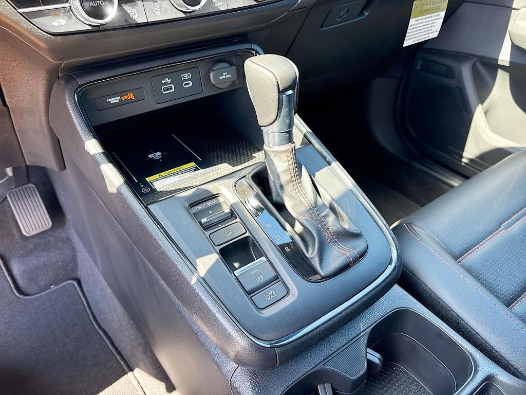 new 2025 Honda CR-V Hybrid car, priced at $39,500