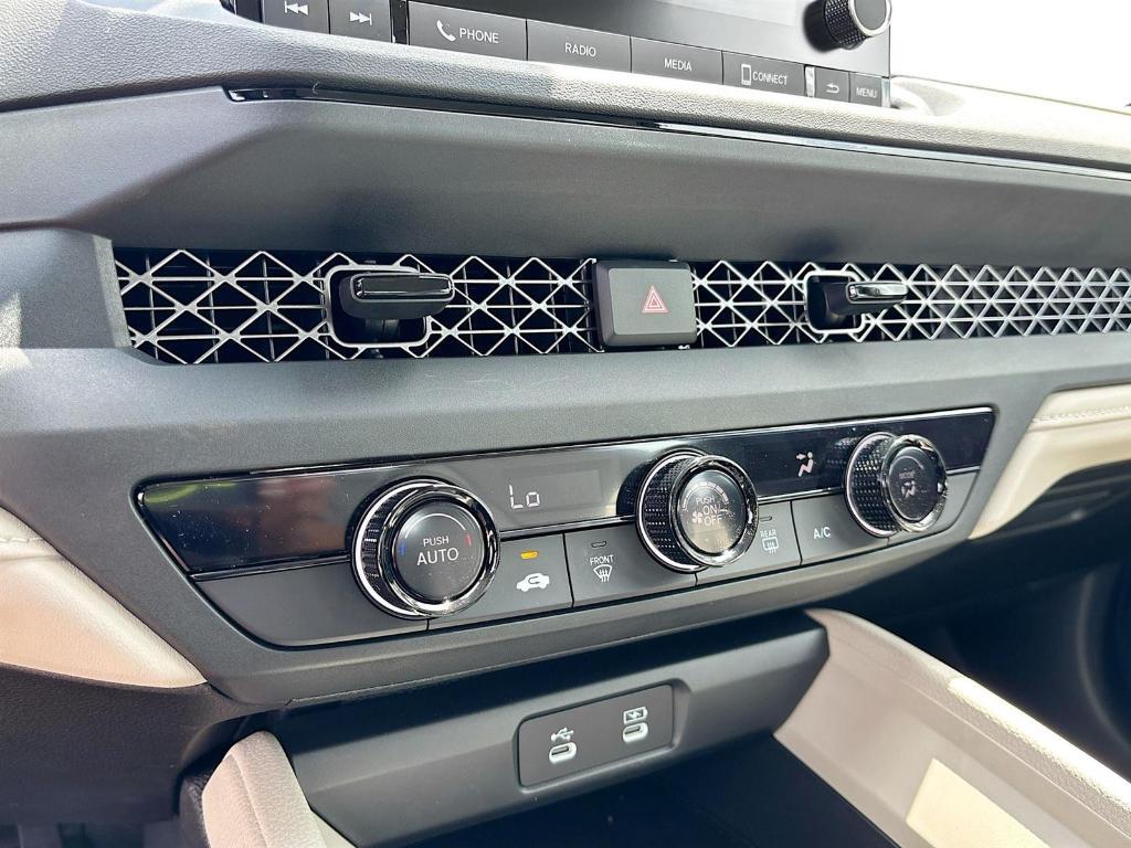 new 2025 Honda Accord car, priced at $29,900