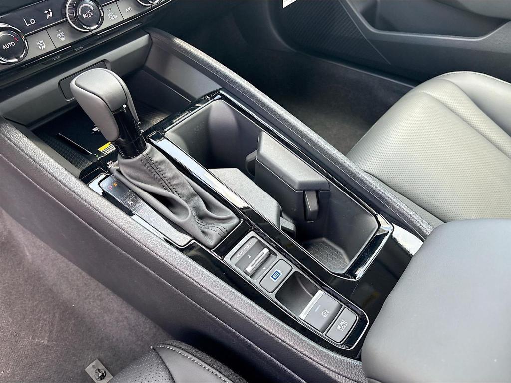 new 2025 Honda Accord Hybrid car, priced at $36,090