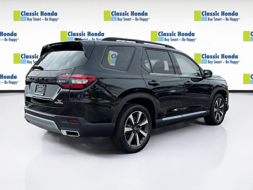 new 2025 Honda Pilot car, priced at $48,950