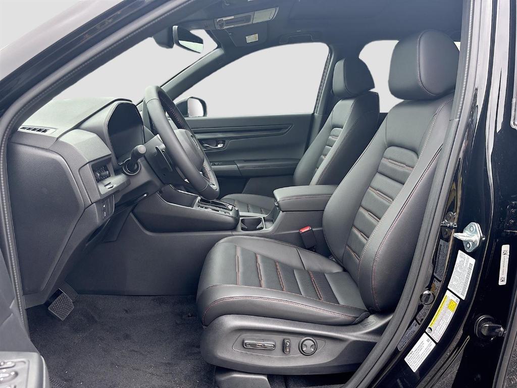 new 2025 Honda CR-V Hybrid car, priced at $39,045