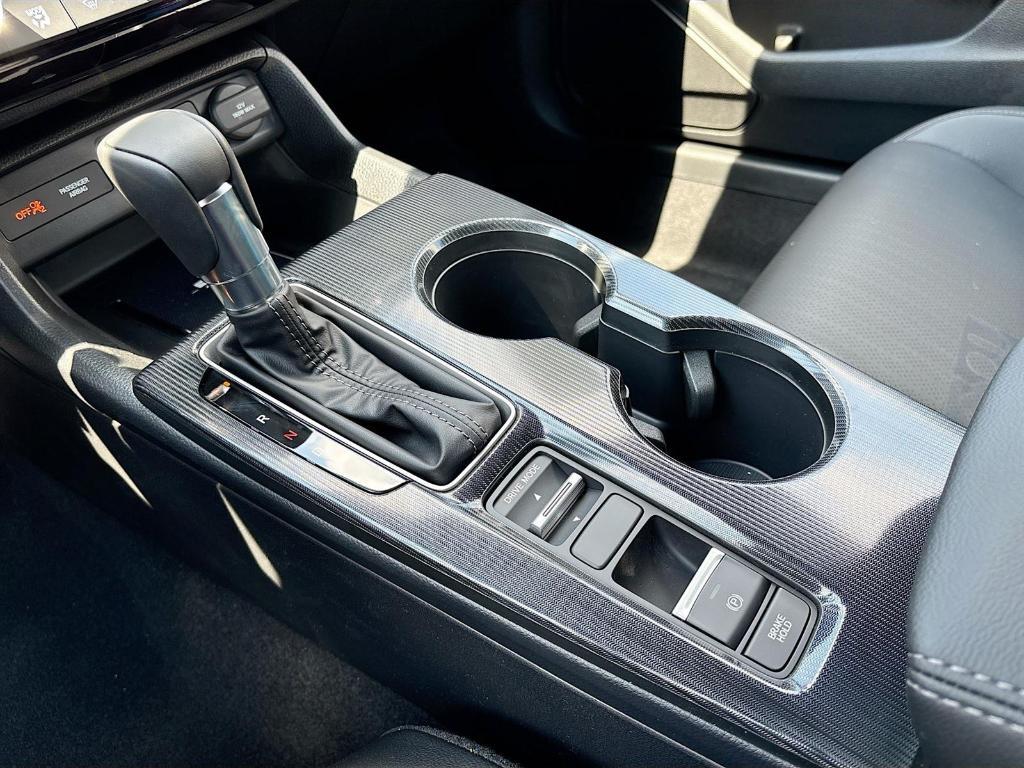 new 2025 Honda Civic Hybrid car, priced at $33,555