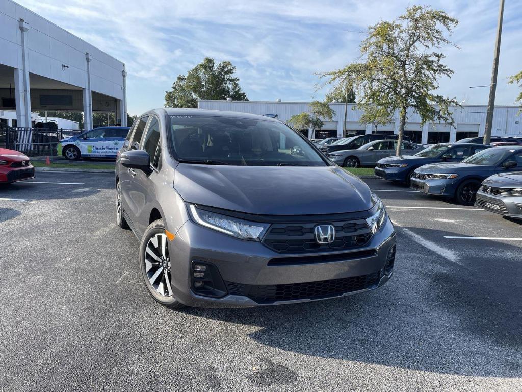 new 2025 Honda Odyssey car, priced at $43,670